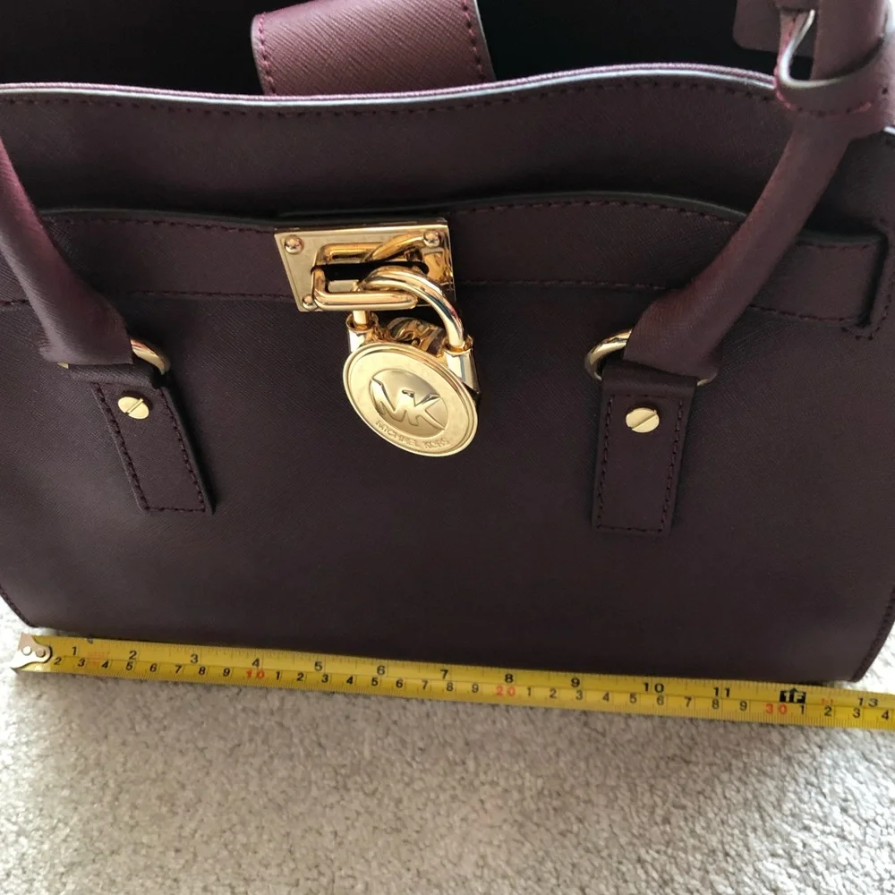 Michael Kors Hamilton Bag - Picture 11 of 16